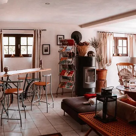 De 2 Chambres Avec Vue Sur La Piscine Partagee Et Jardin Clos A Apartment *