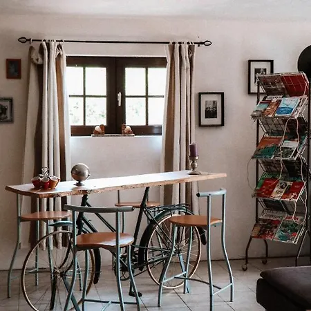 De 2 Chambres Avec Vue Sur La Piscine Partagee Et Jardin Clos A *